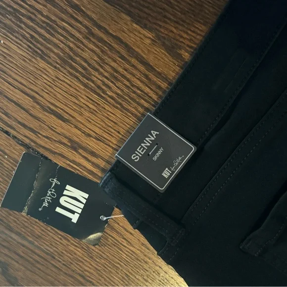 KUT from the Kloth black denim - Picture 5 of 6